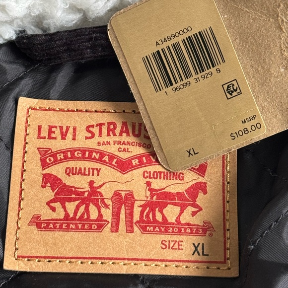 Brand New Levi’s Black Corduroy Jacket XL - Picture 2 of 3